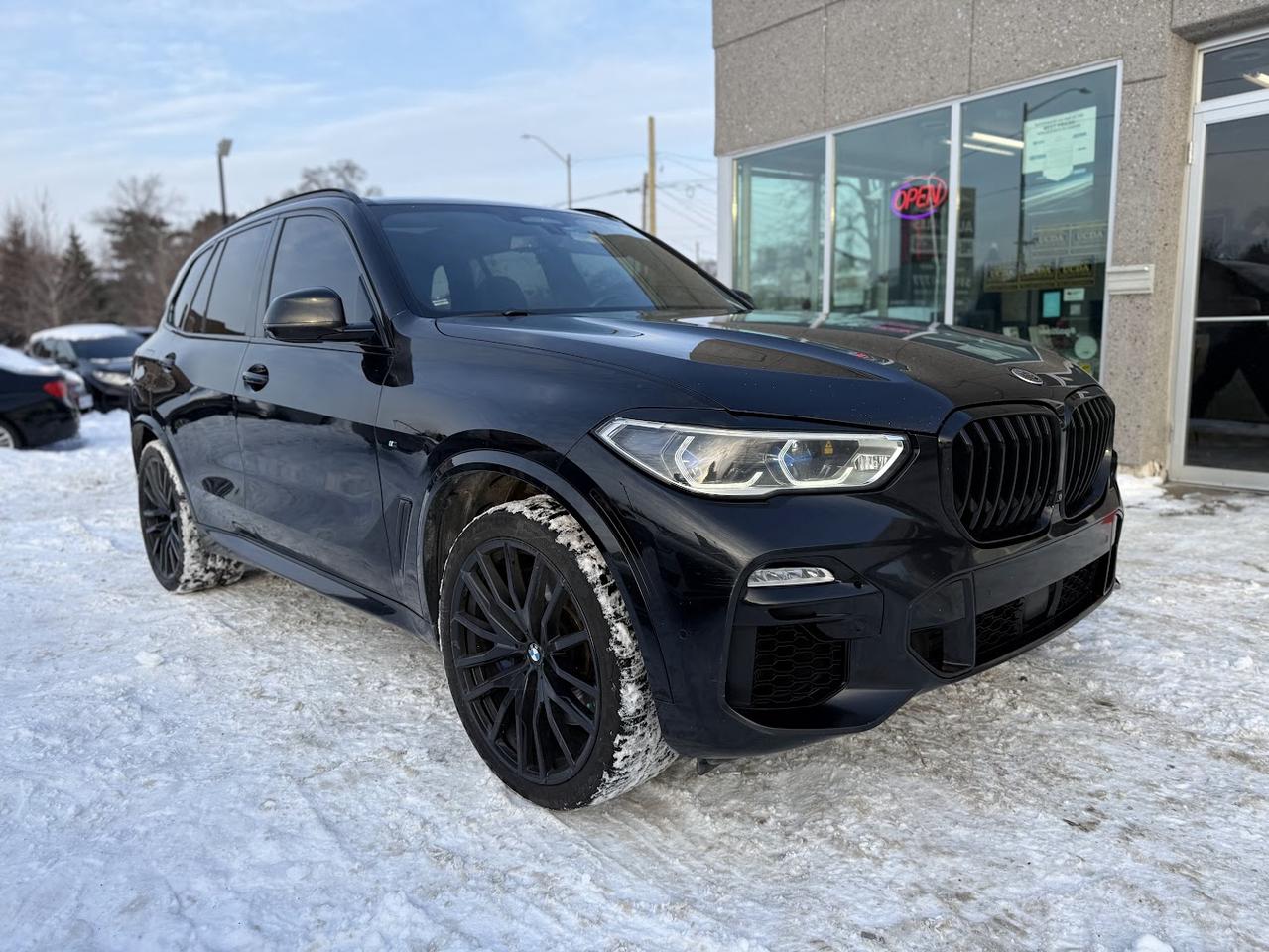 2020 BMW X5 M50i Photo