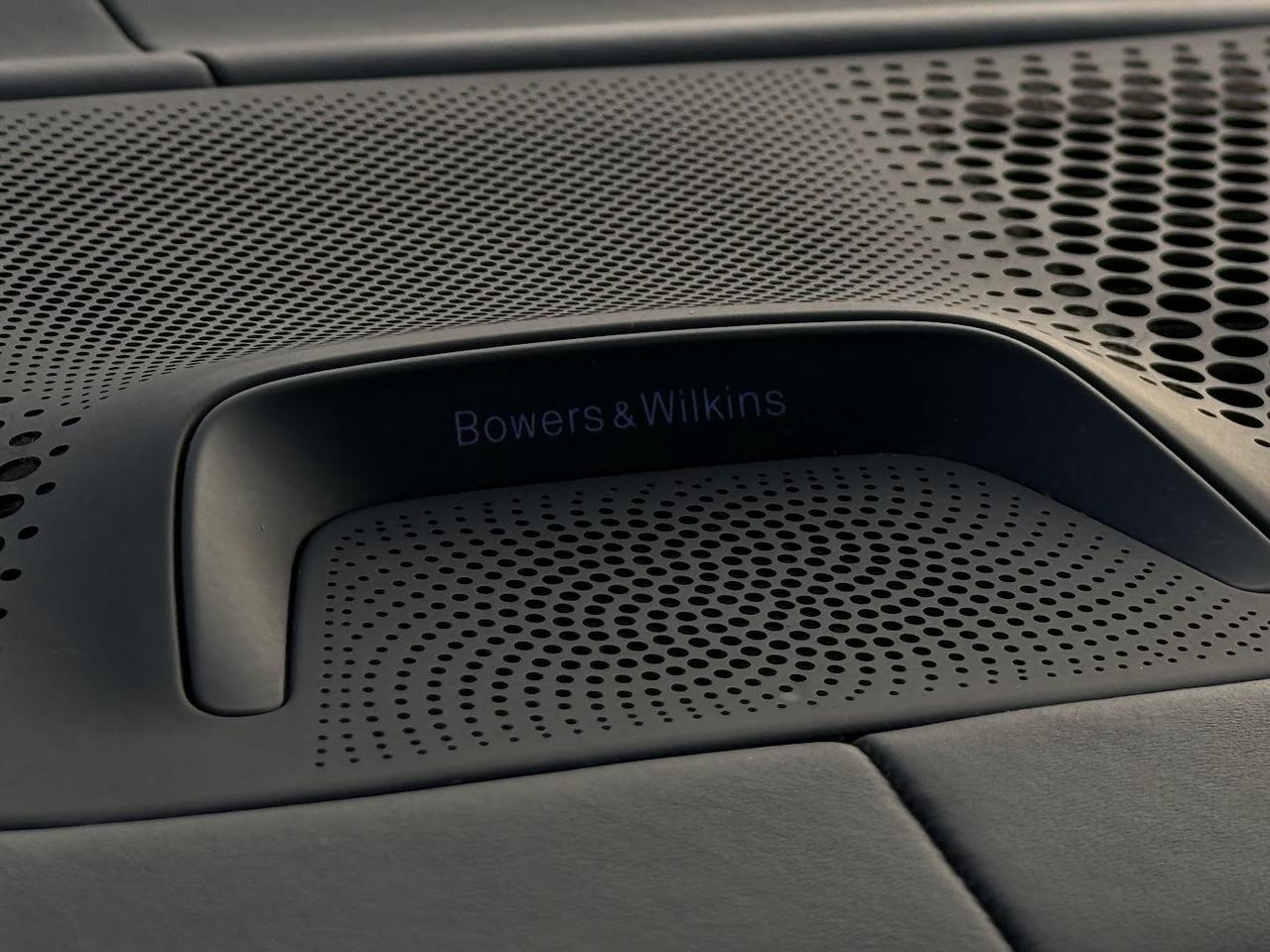 2020 BMW X5 M50i Photo