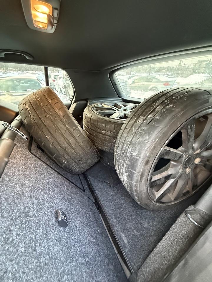 2012 Volkswagen GTI  Photo