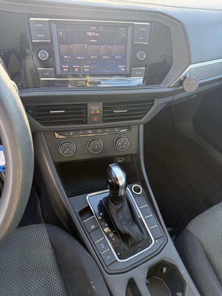 2019 Volkswagen Jetta SE Photo