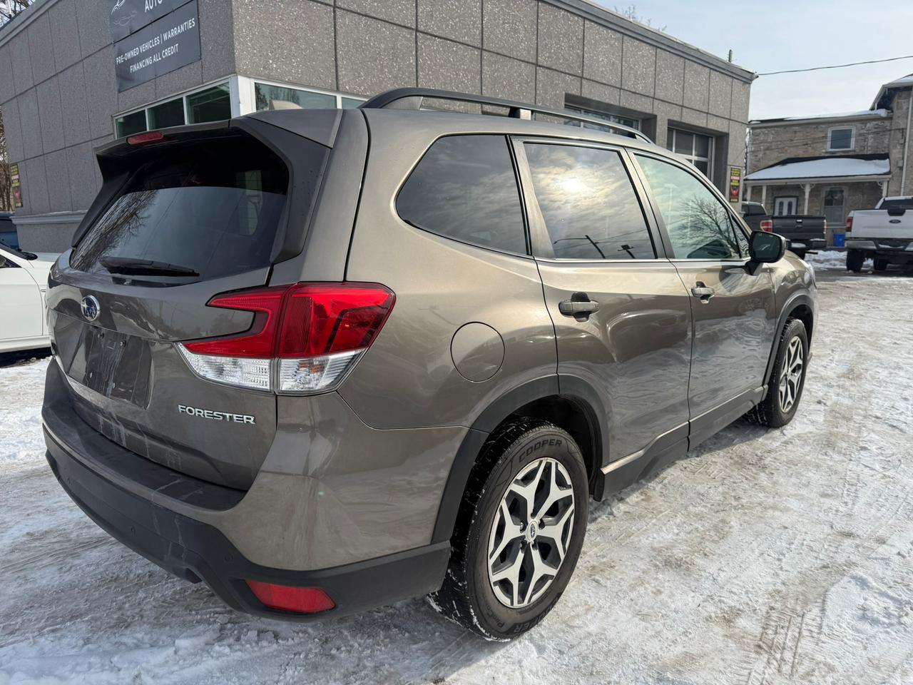 2020 Subaru Forester TOURING Photo