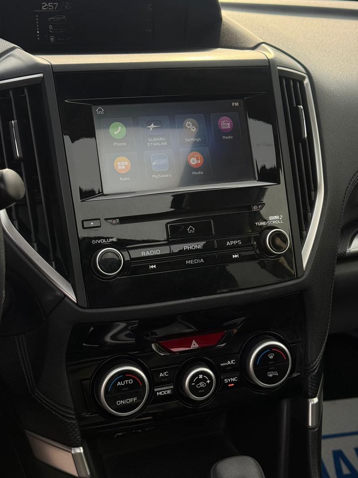 2020 Subaru Forester TOURING Photo