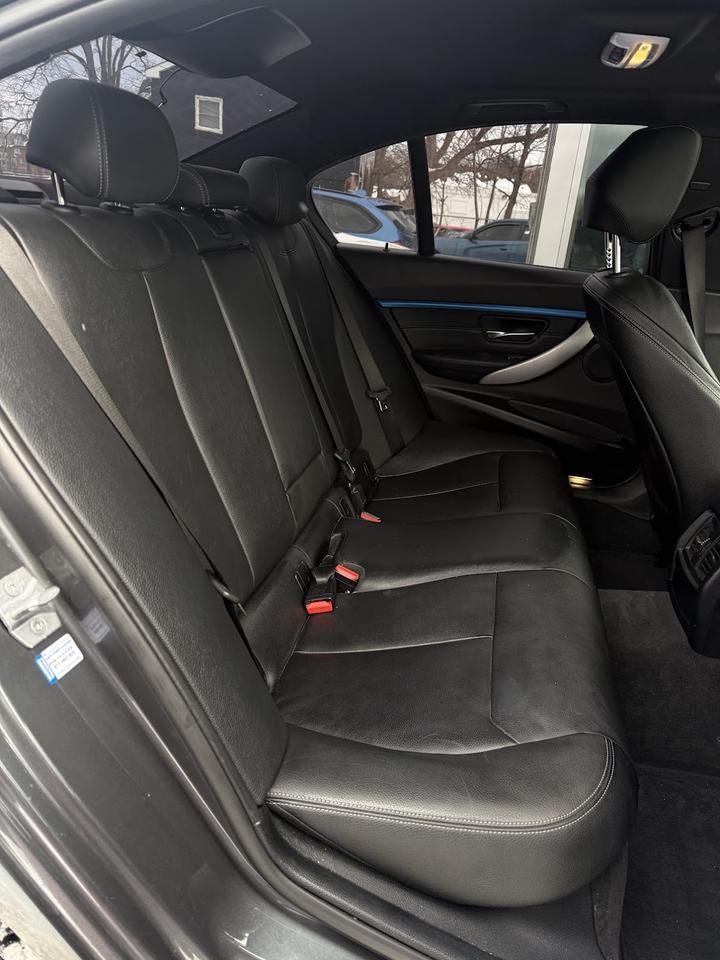 2018 BMW 3-Series 328d xDrive Photo