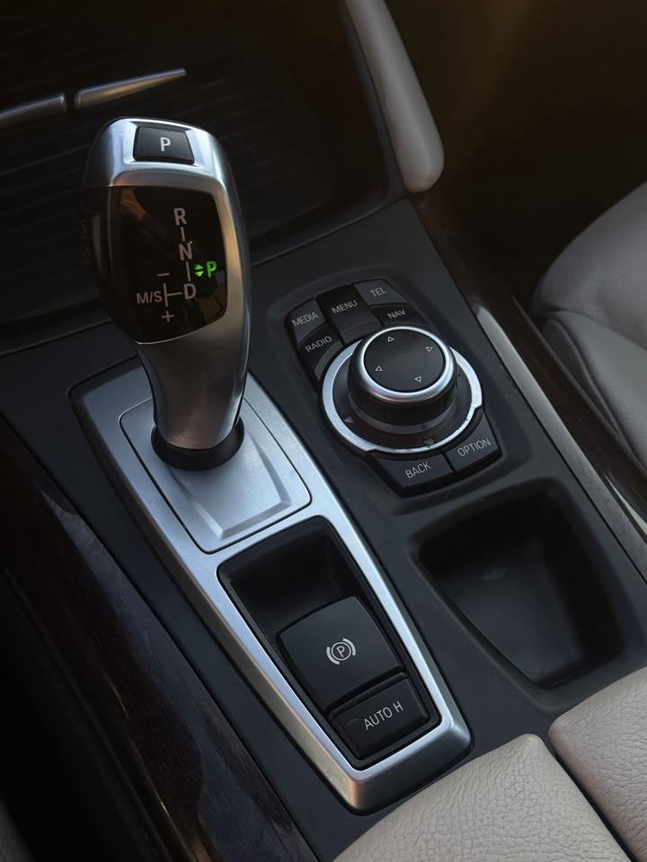 2014 BMW X6 xDrive35i Photo