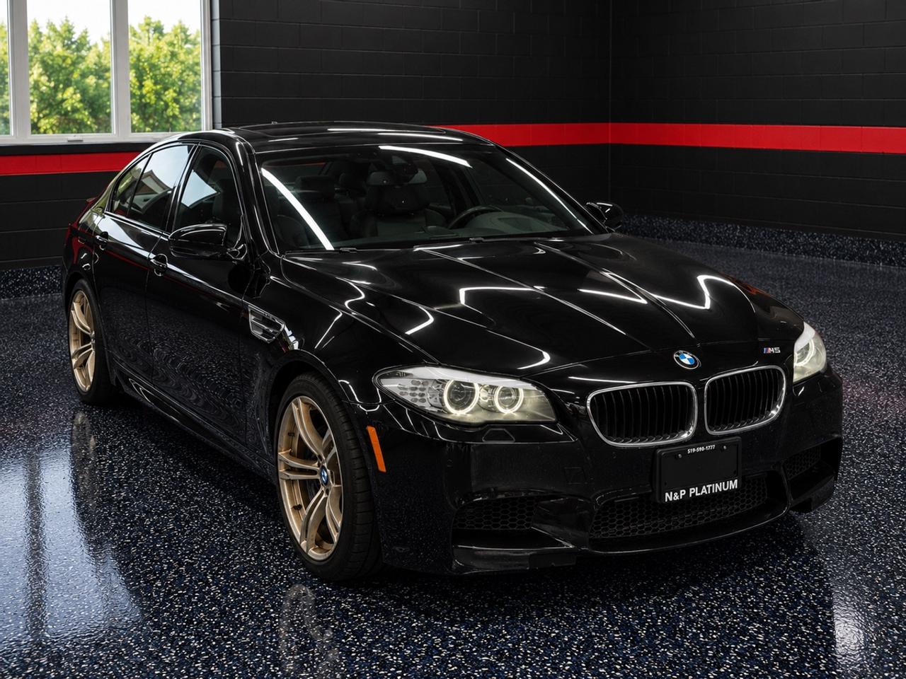 2013 BMW M5  Photo