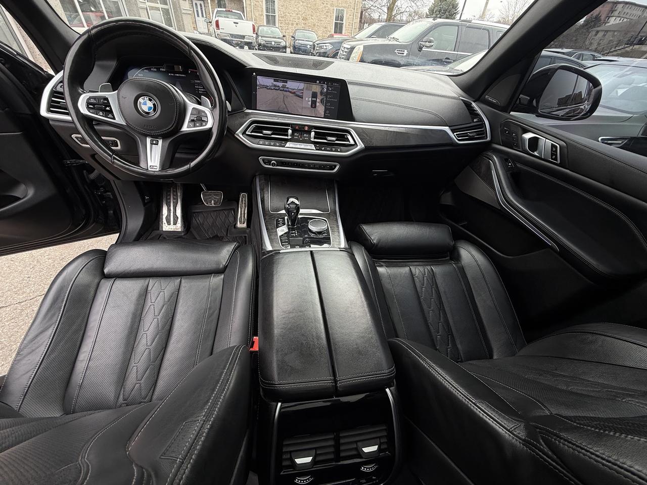 2020 BMW X5 M50i Photo