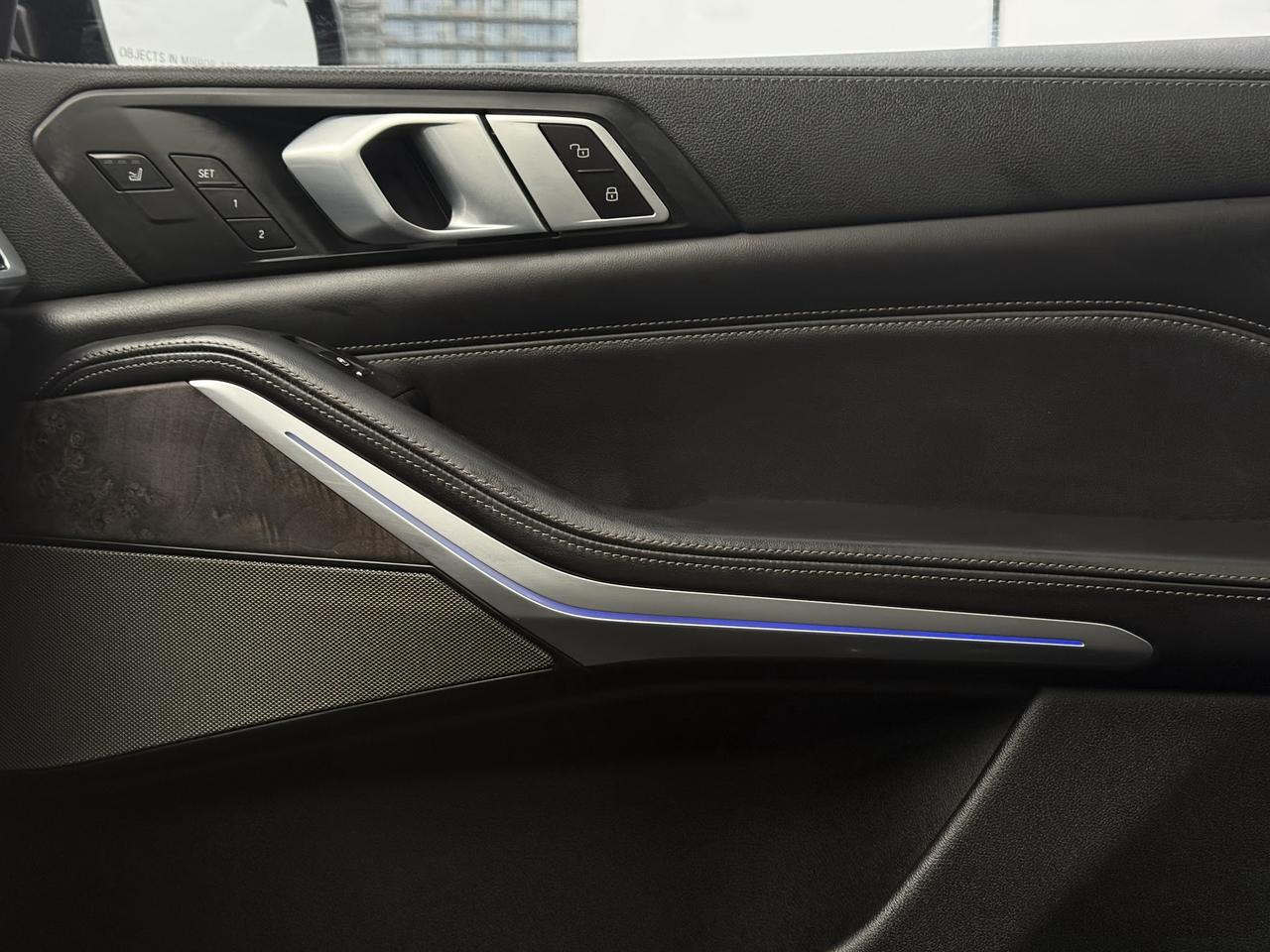 2020 BMW X5 M50i Photo