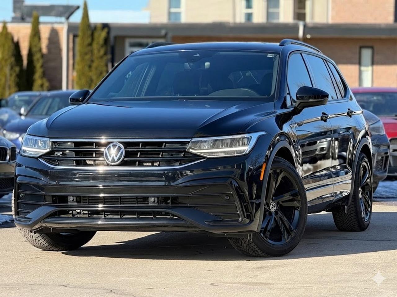 2023 Volkswagen Tiguan SE R-Line Black Photo
