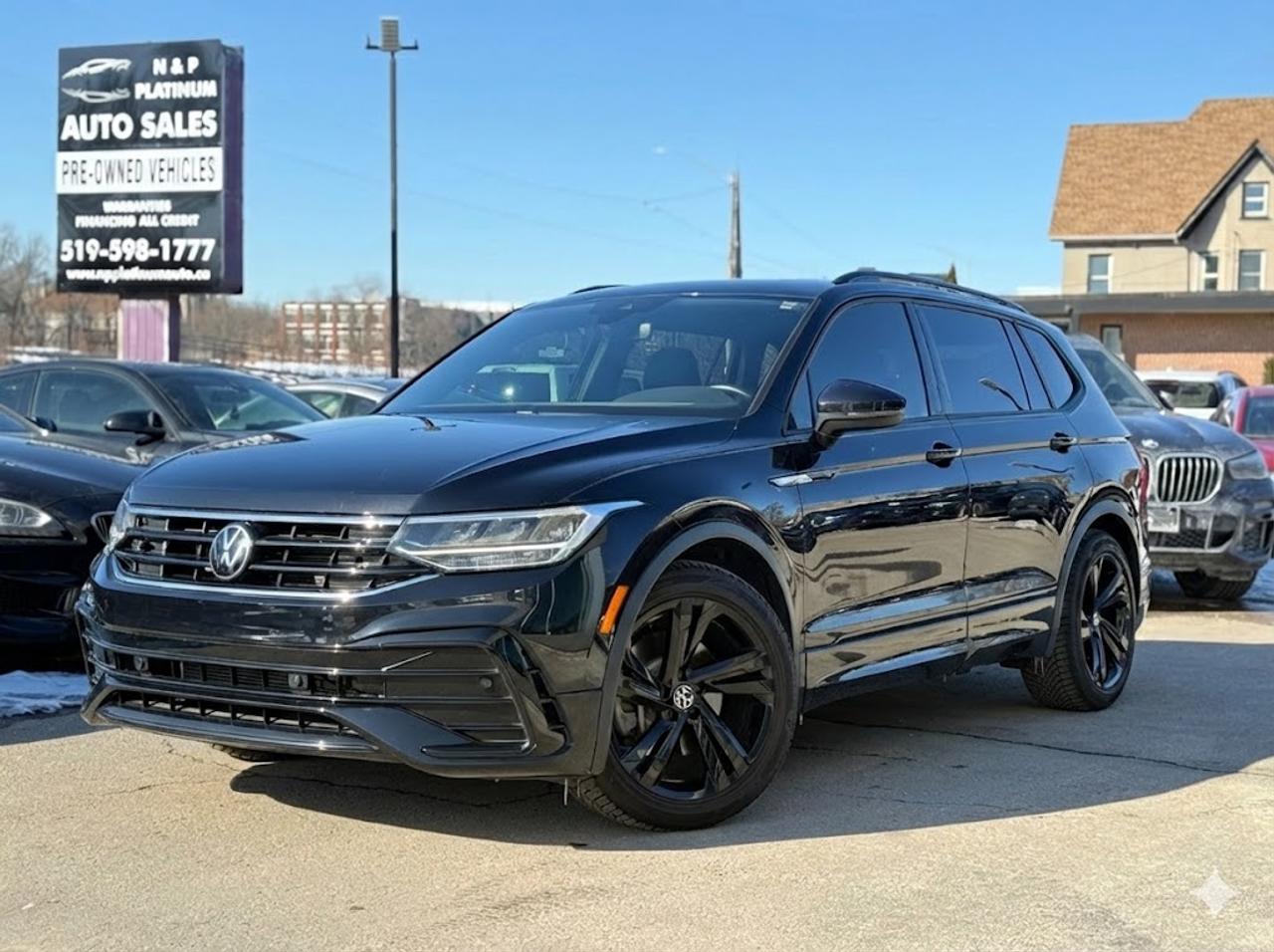 2023 Volkswagen Tiguan SE R-Line Black Photo