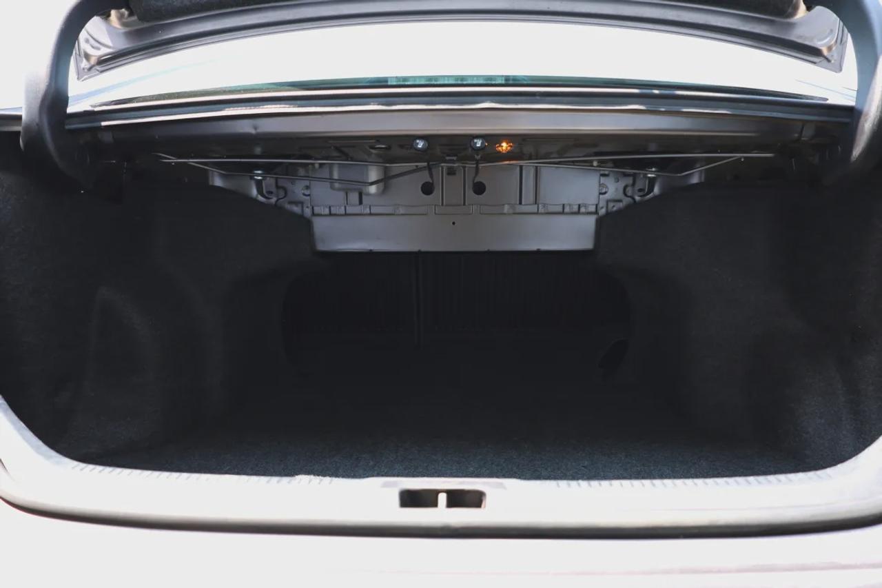 2017 Toyota Camry LE Photo