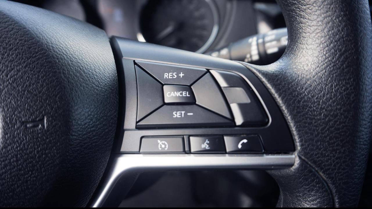 2019 Nissan Rogue S Photo