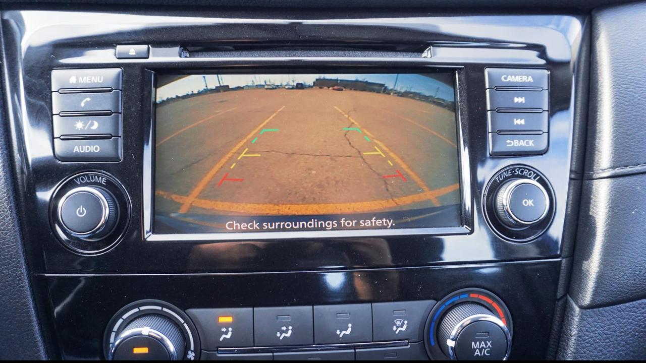 2019 Nissan Rogue S Photo