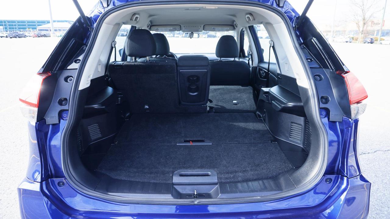 2019 Nissan Rogue S Photo