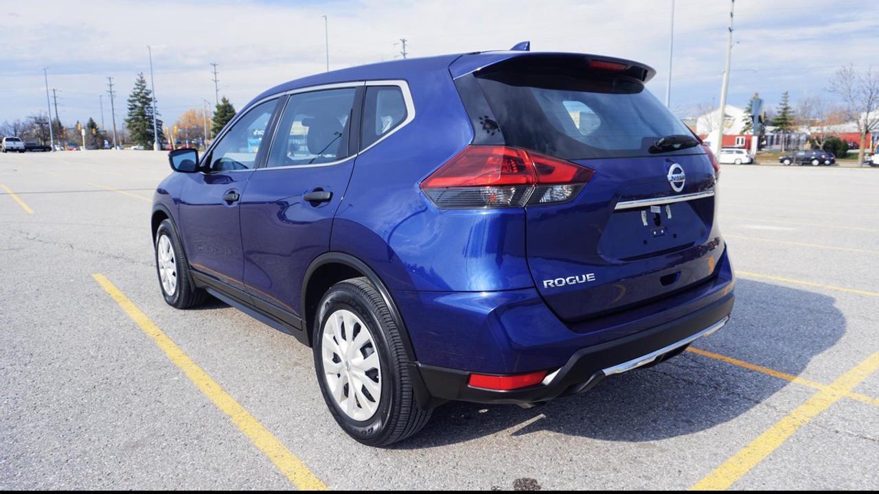 2019 Nissan Rogue S Photo
