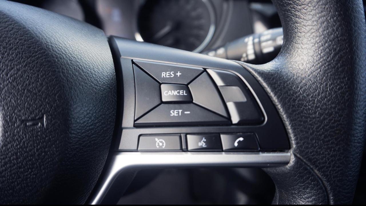 2019 Nissan Rogue S Photo