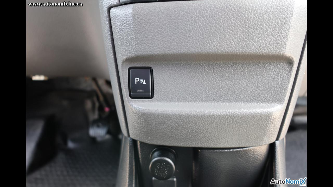 2019 Nissan NV200 SV Photo