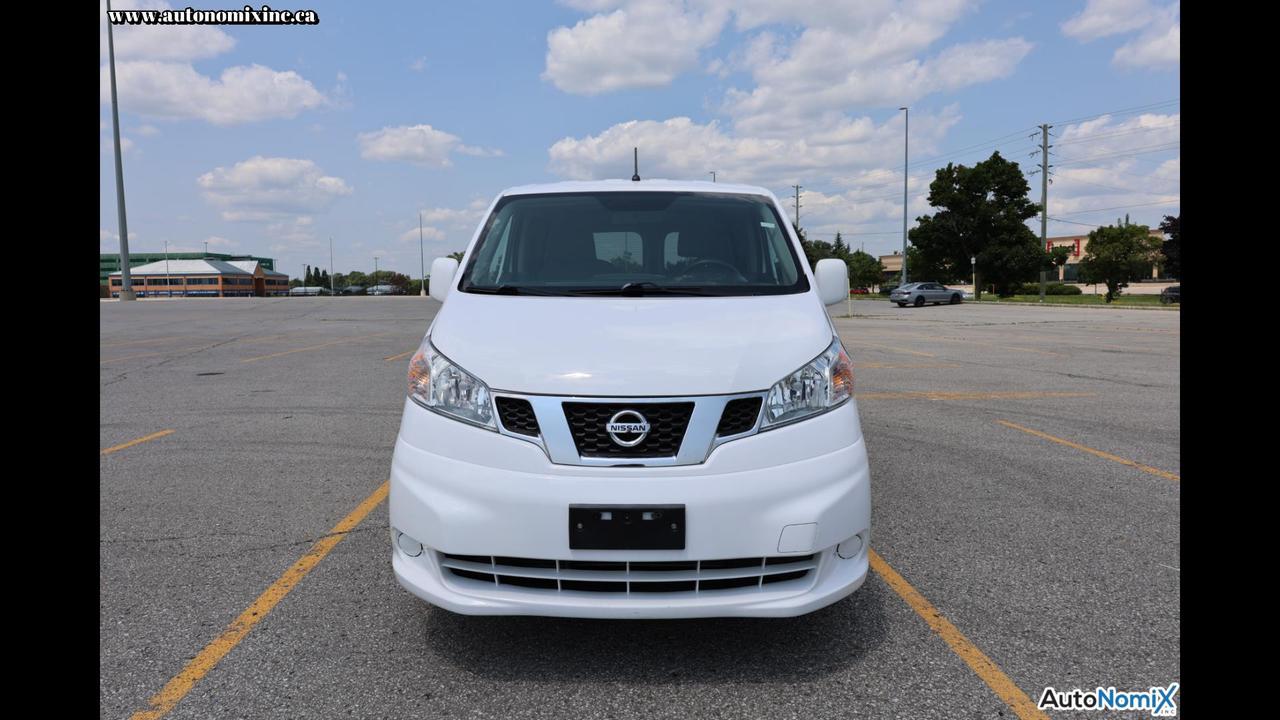 2019 Nissan NV200 SV Photo
