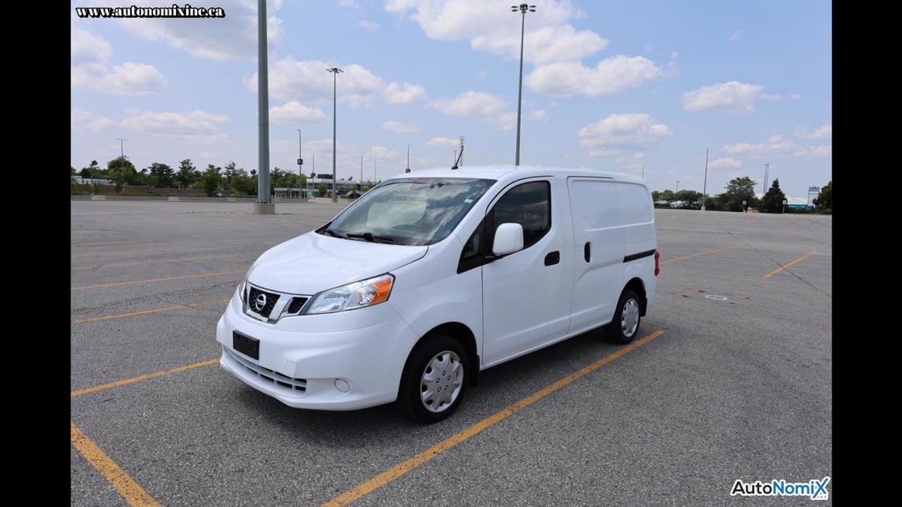 2019 Nissan NV200 SV Photo5