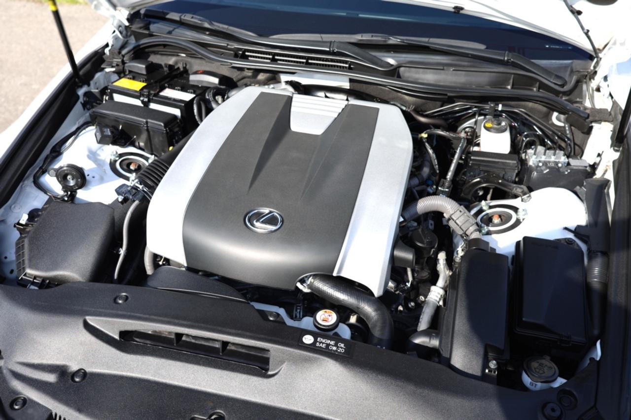 2020 Lexus IS Base Photo