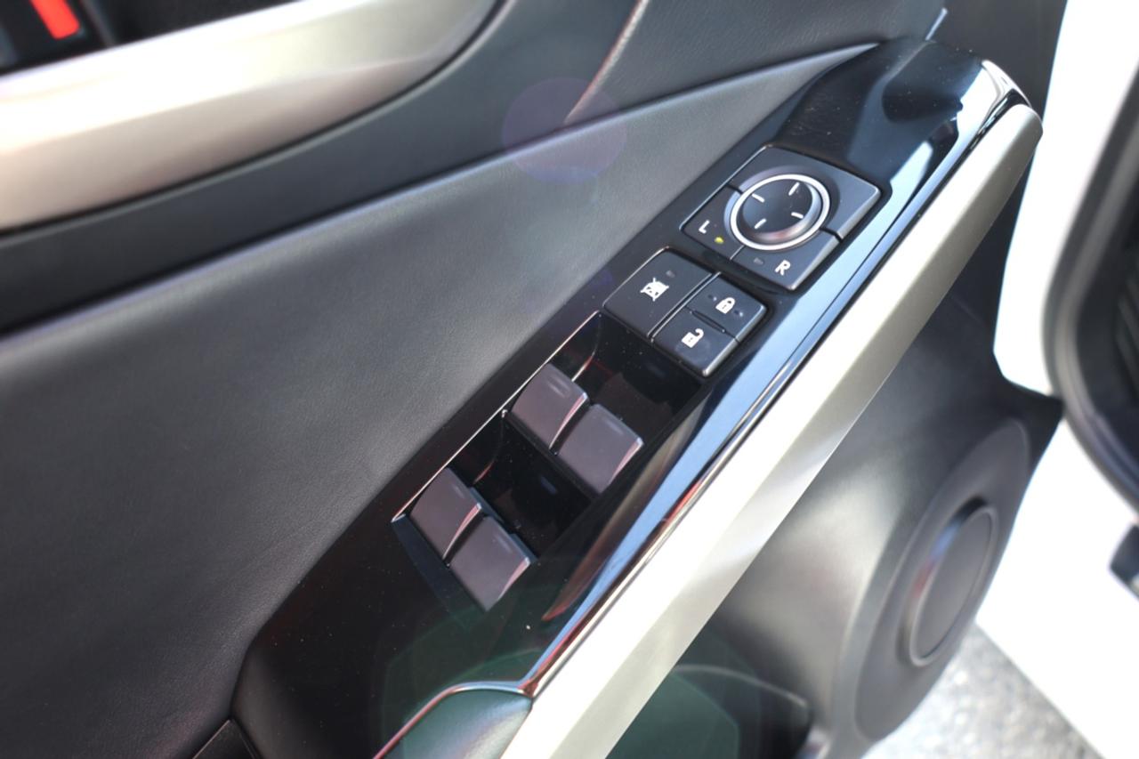 2020 Lexus IS Base Photo