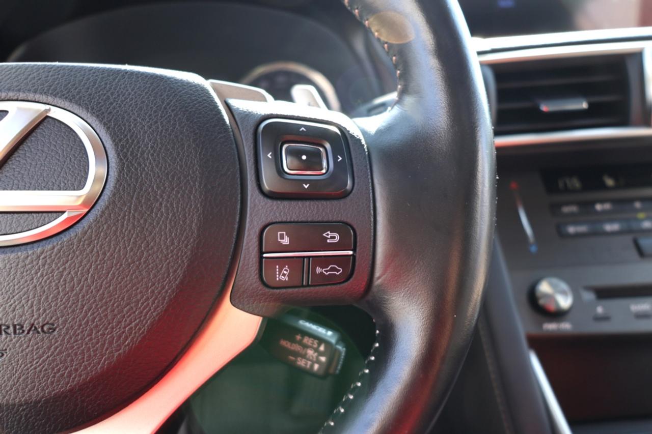 2020 Lexus IS Base Photo