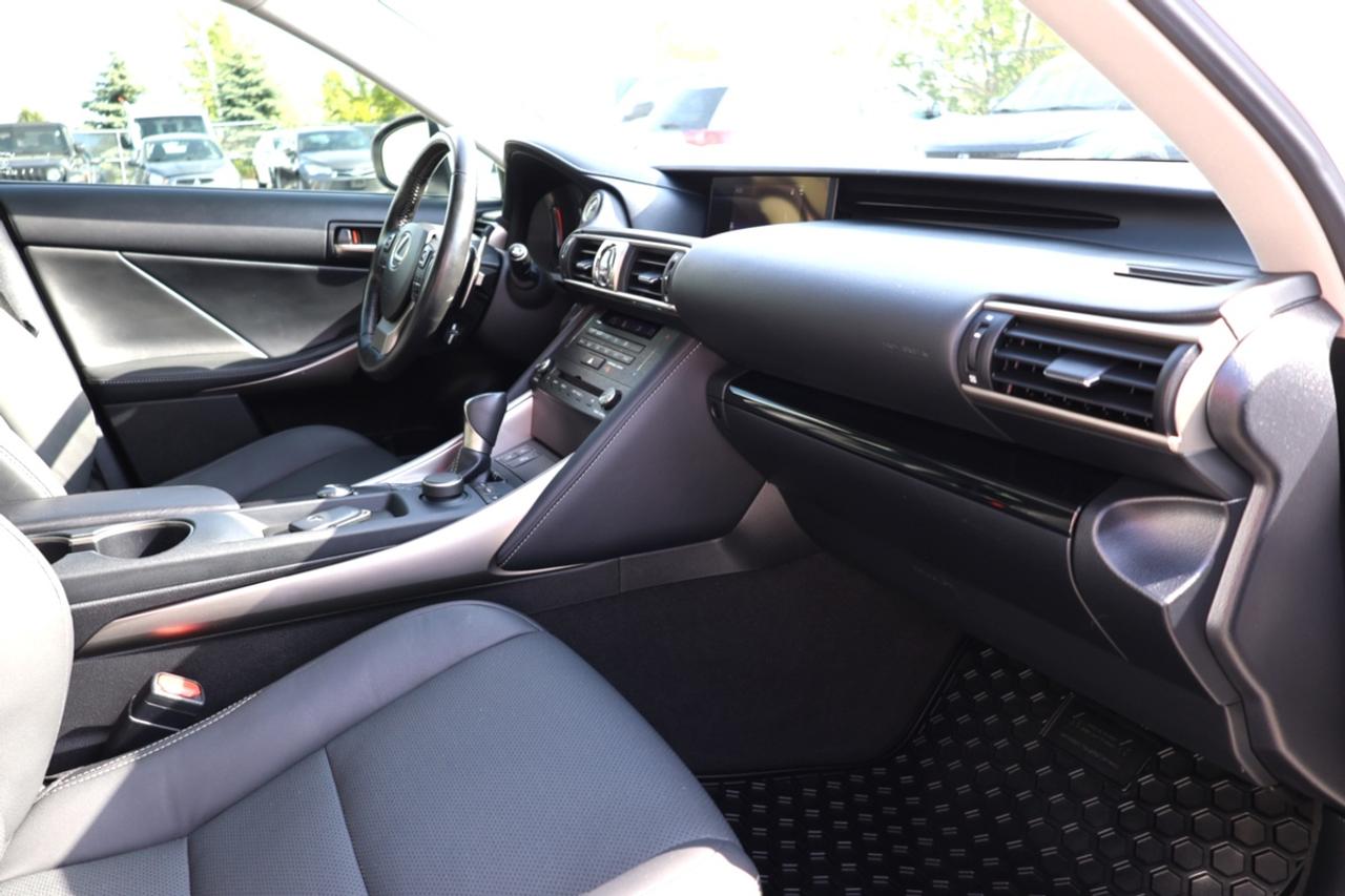 2020 Lexus IS Base Photo