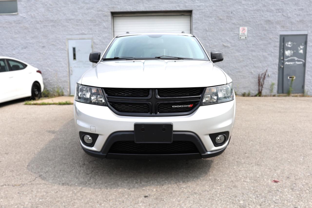 2014 Dodge Journey SXT Photo