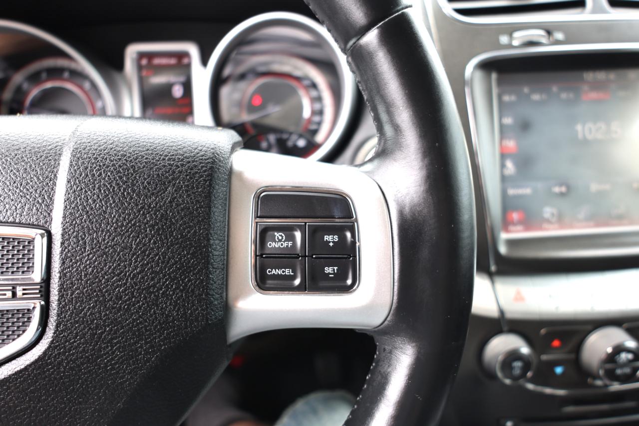 2014 Dodge Journey SXT Photo