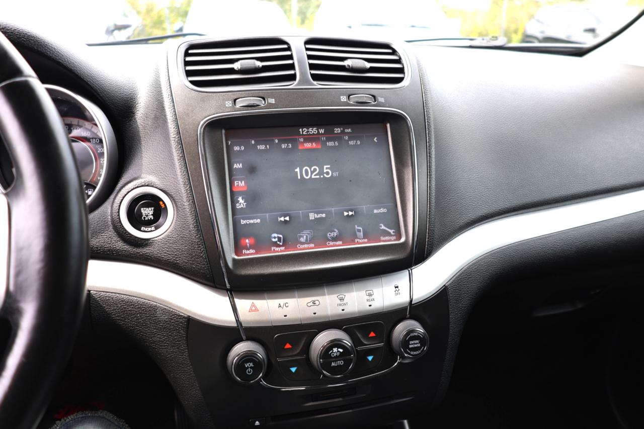 2014 Dodge Journey SXT Photo