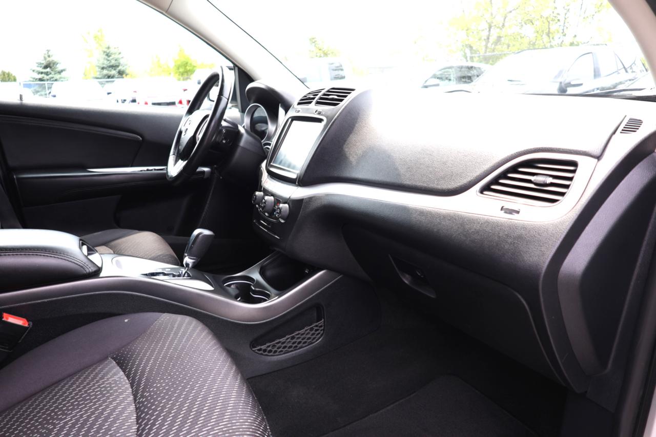 2014 Dodge Journey SXT Photo