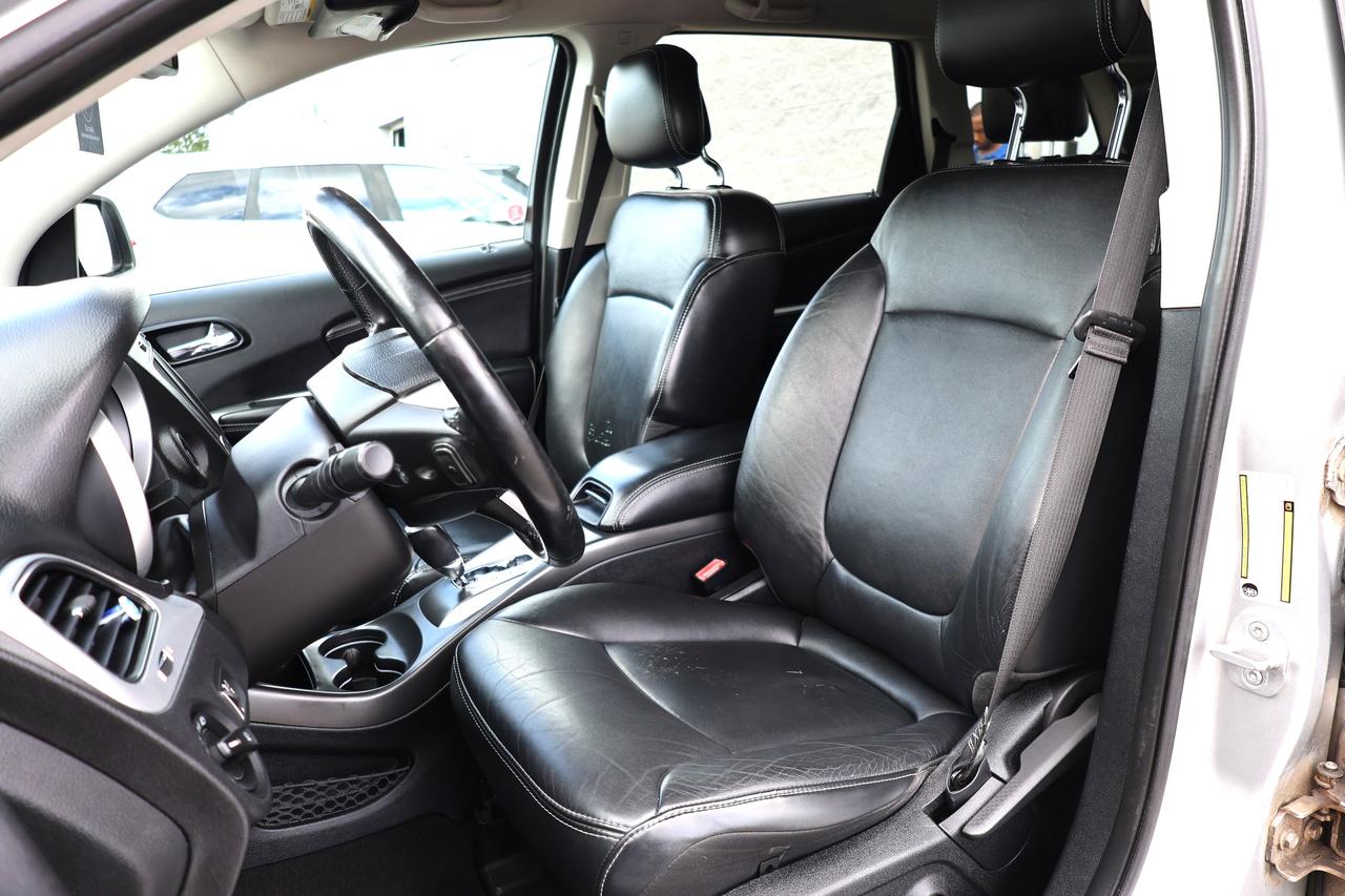 2012 Dodge Journey R/T Photo