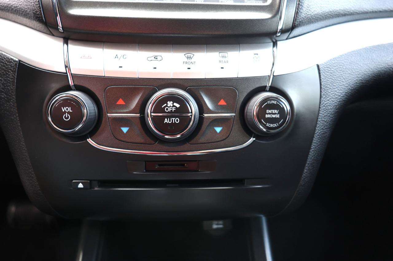 2012 Dodge Journey R/T Photo