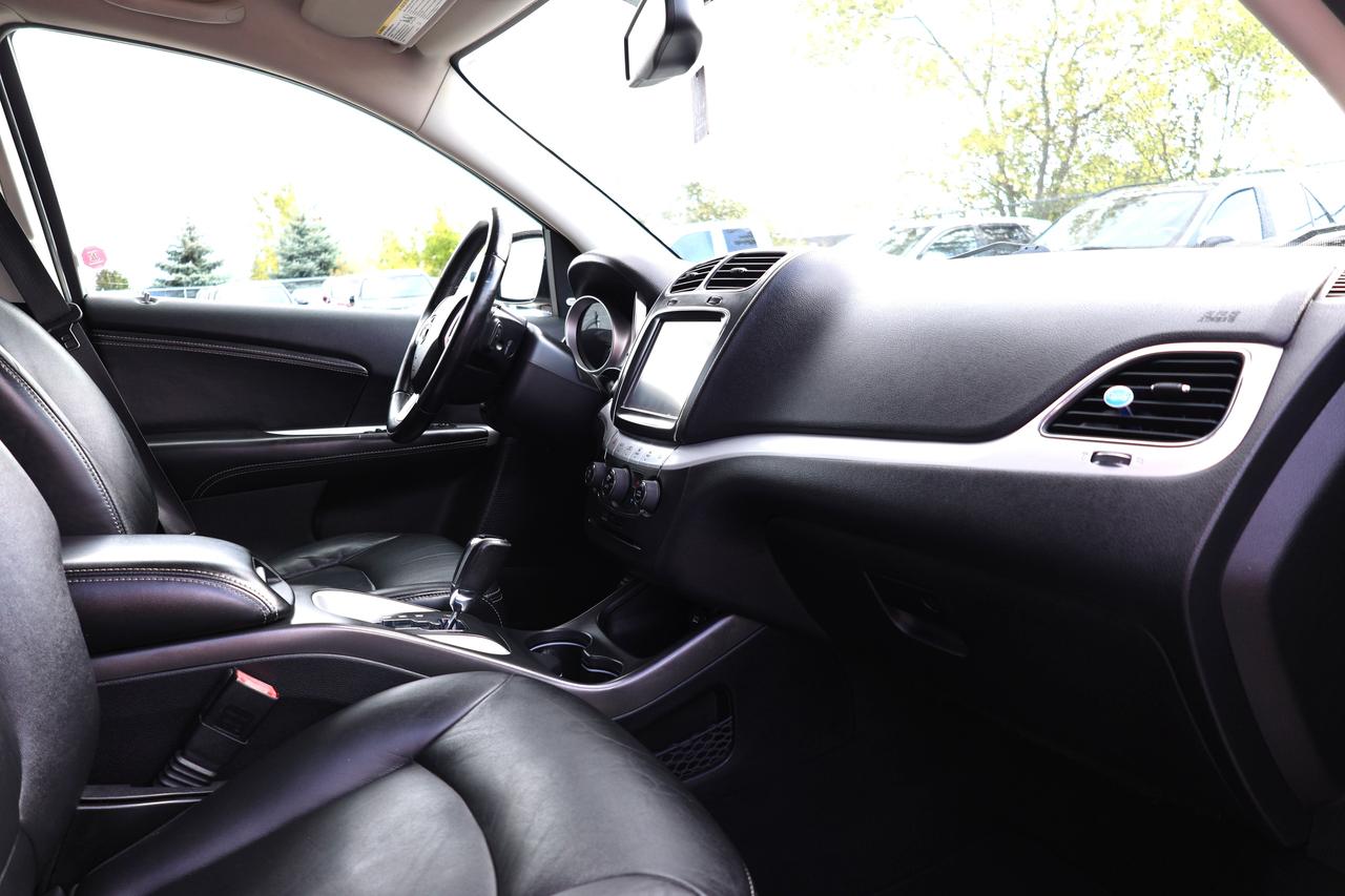 2012 Dodge Journey R/T Photo