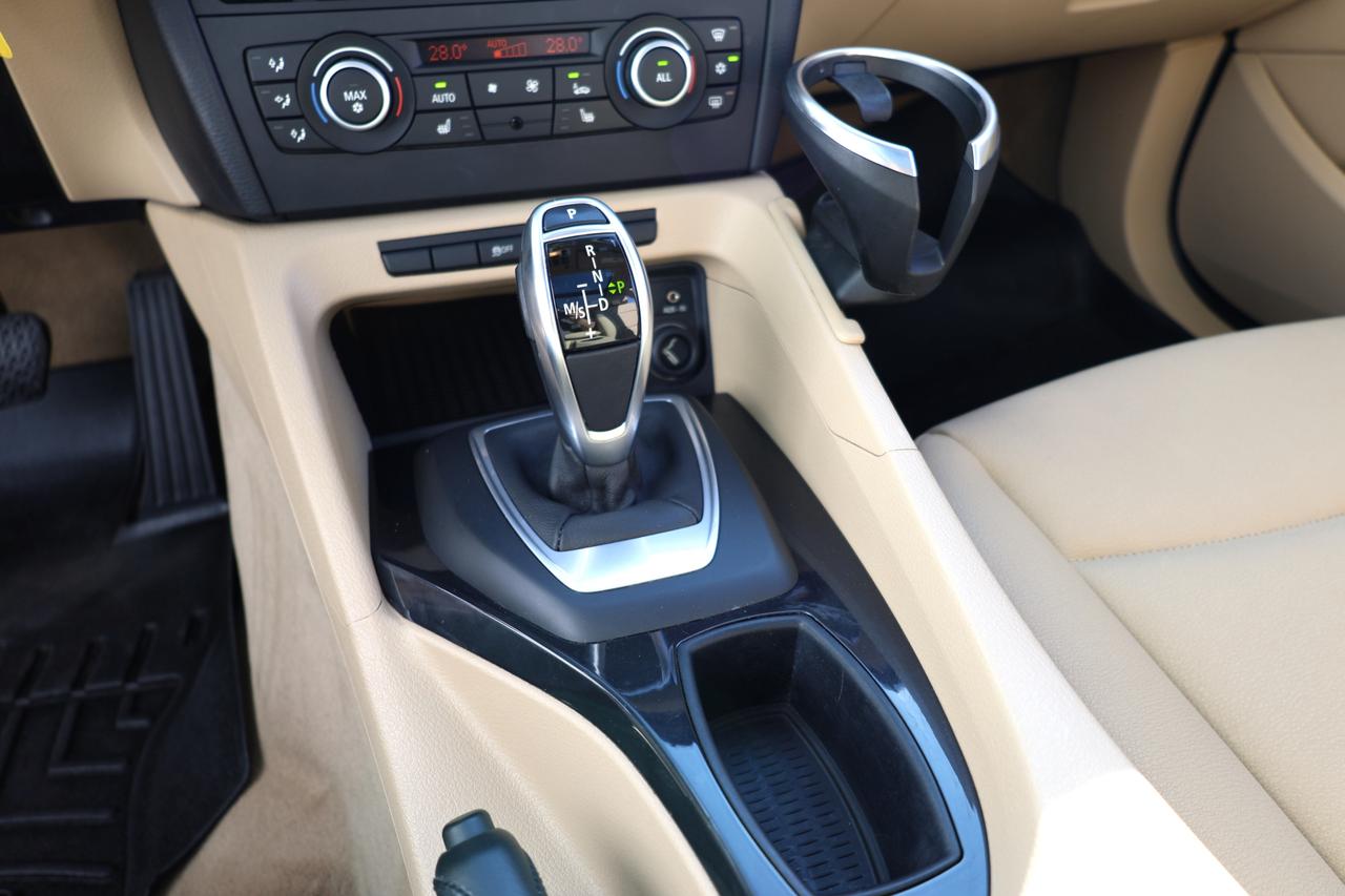 2012 BMW X1 xDrive28i Photo