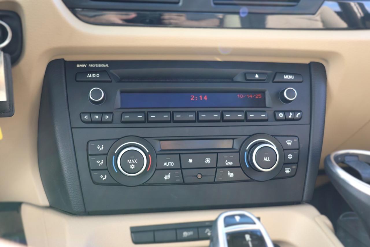 2012 BMW X1 xDrive28i Photo