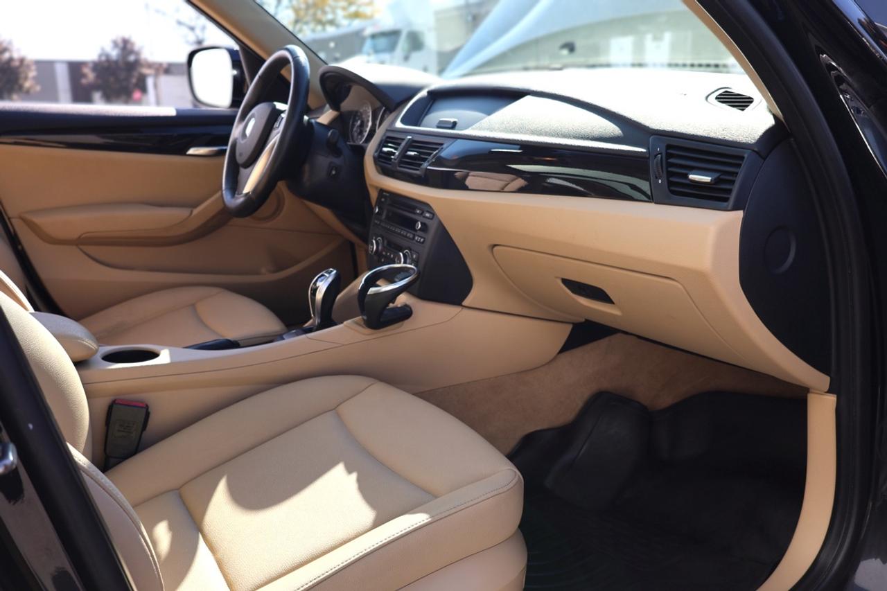 2012 BMW X1 xDrive28i Photo