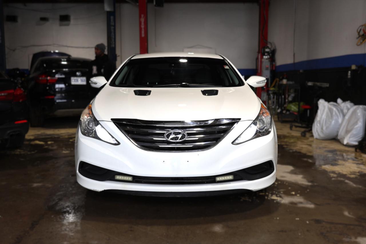 2014 Hyundai Sonata GLS Photo0