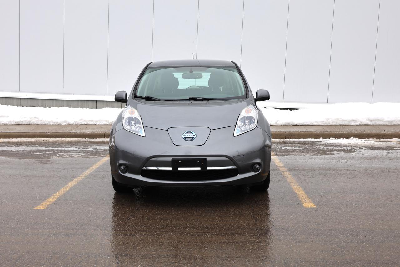 2015 Nissan Leaf SV Photo0