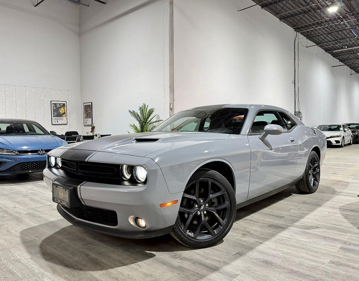 2021 Dodge Challenger Sxt Plus||Blacktop Pkg||Leather Photo0