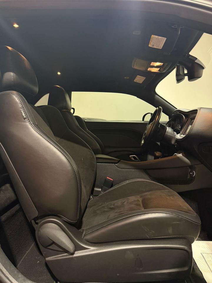 2021 Dodge Challenger Sxt Plus||Blacktop Pkg||Leather Photo