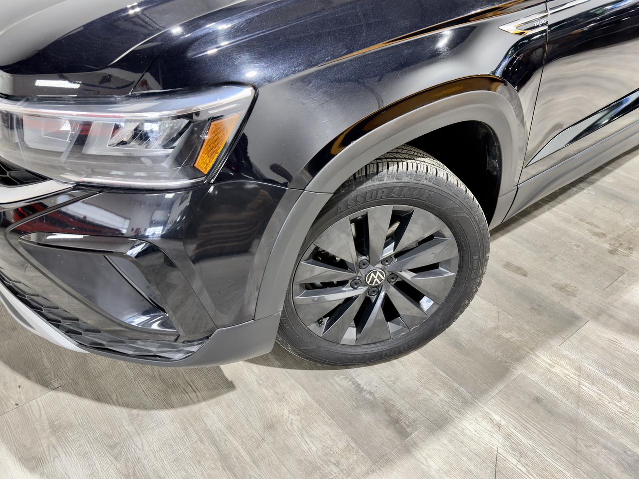 2024 Volkswagen Taos Comfortline w/PanaRoof||One Owner||Clean Carfax Photo