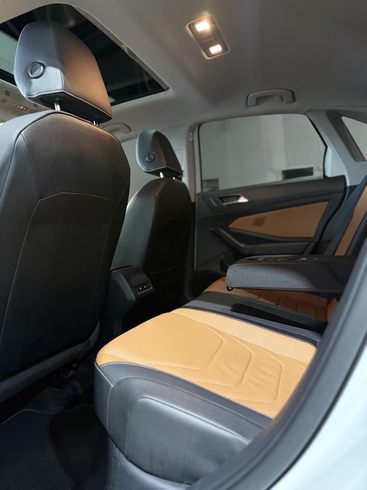 2023 Volkswagen Jetta Highline||Panaroof||Loaded Photo