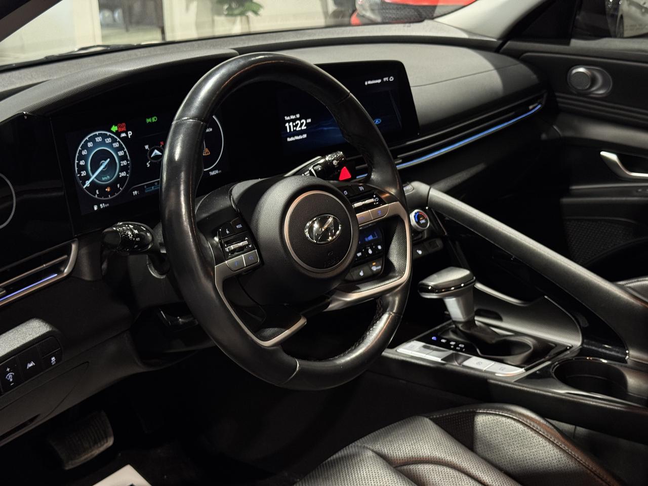 2023 Hyundai Elantra Luxury||One Owner||Leather||Clean Carfax Photo