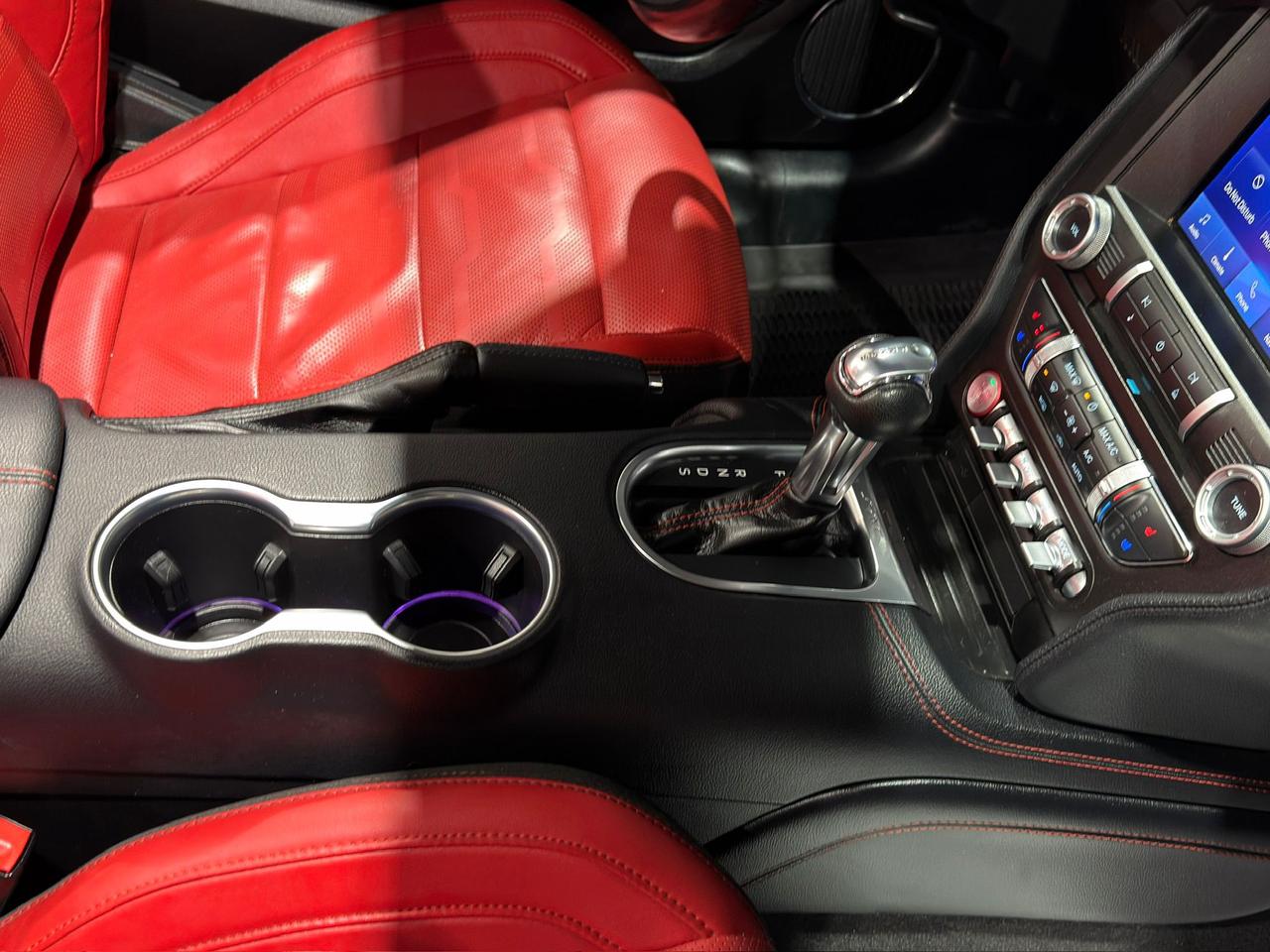 2022 Ford Mustang EB Premium California Edition||Hi-Performance Pkg Photo