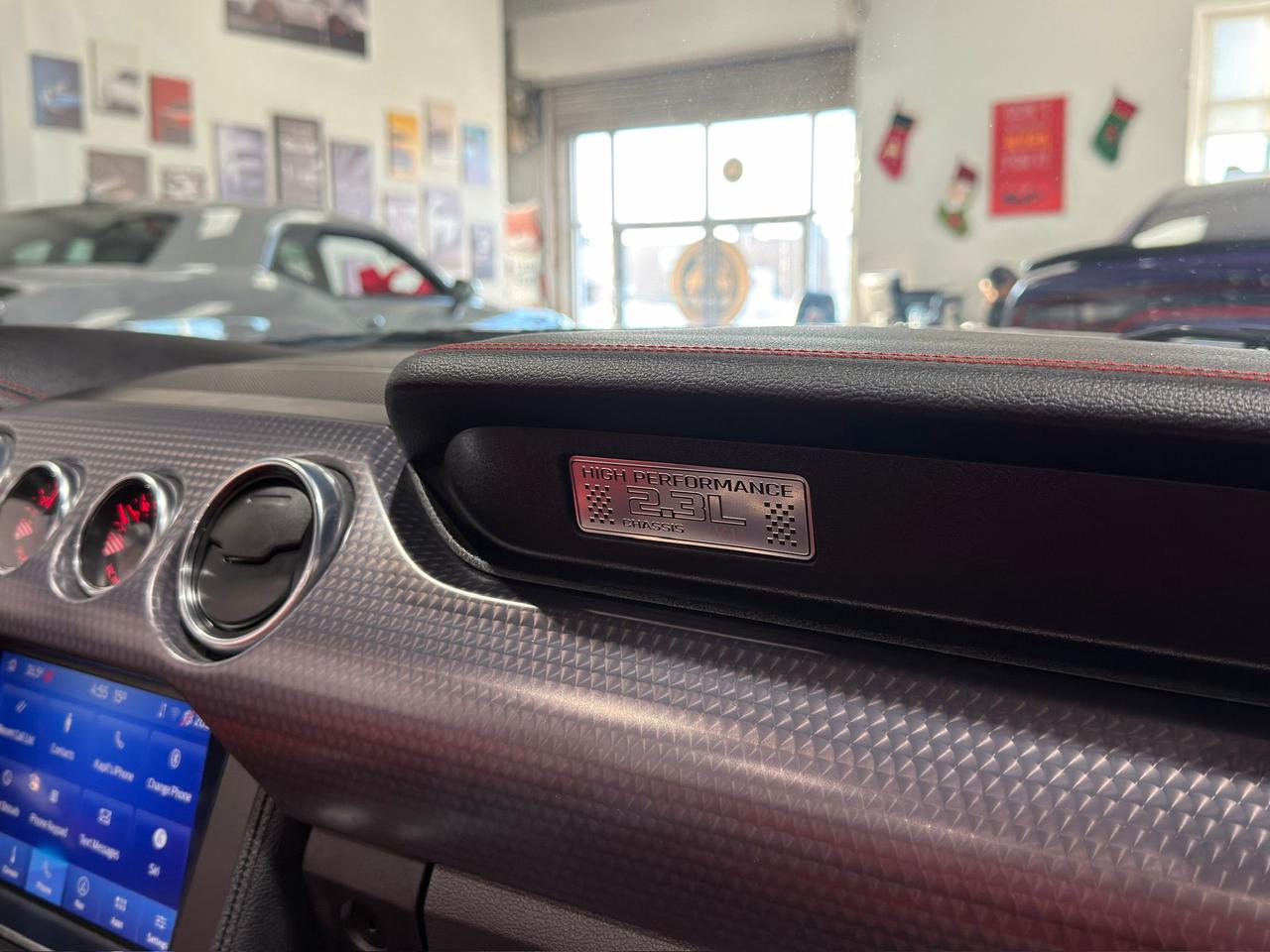 2022 Ford Mustang EB Premium California Edition||Hi-Performance Pkg Photo