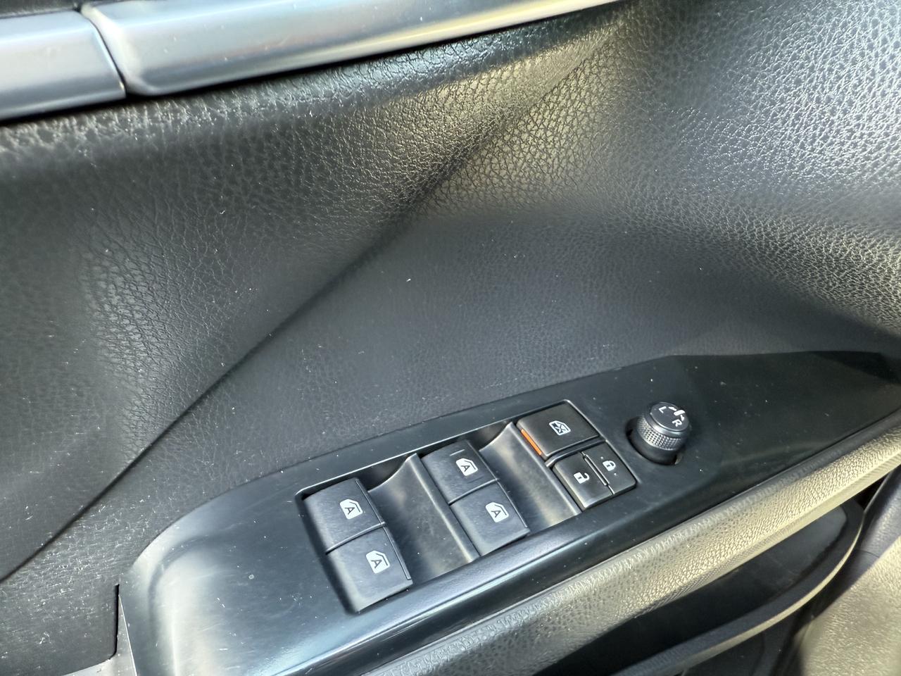 2018 Toyota Camry LE Photo