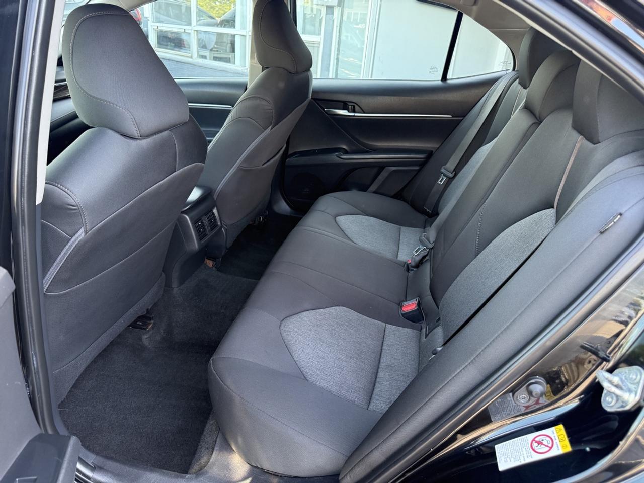 2018 Toyota Camry LE Photo