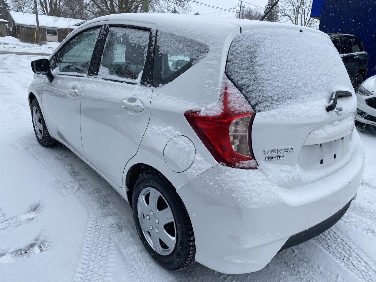 2019 Nissan Versa Note S CVT Photo