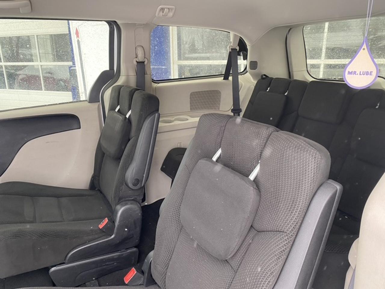 2016 Dodge Grand Caravan SE Photo