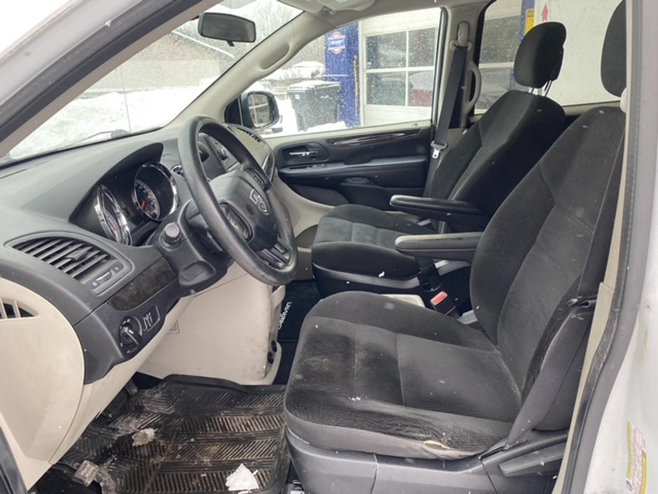 2016 Dodge Grand Caravan SE Photo